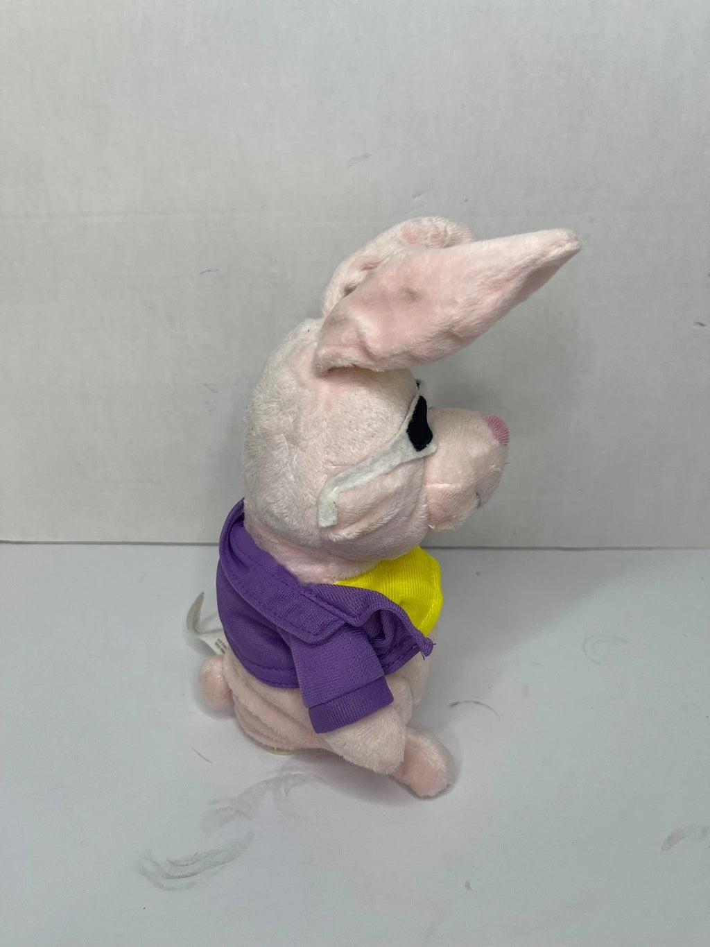 See Video - RARE Gemmy 2011 Hip Hop Bunny Rapping Rabbit Animated Dances "Yeah" Usher