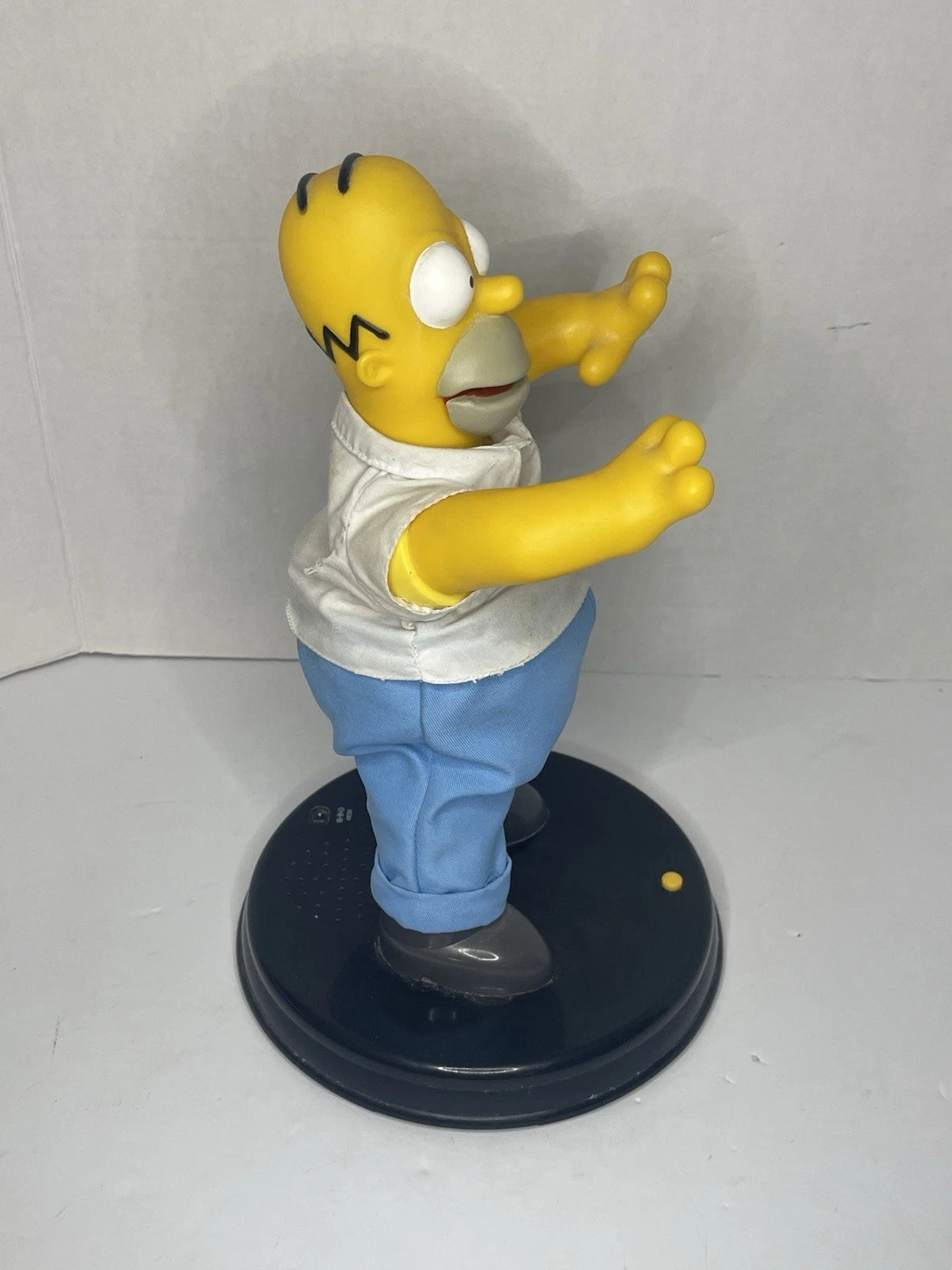 See Video - Fully Working Gemmy 2002 13" The Simpsons Homer Simpson Dancing Figurine