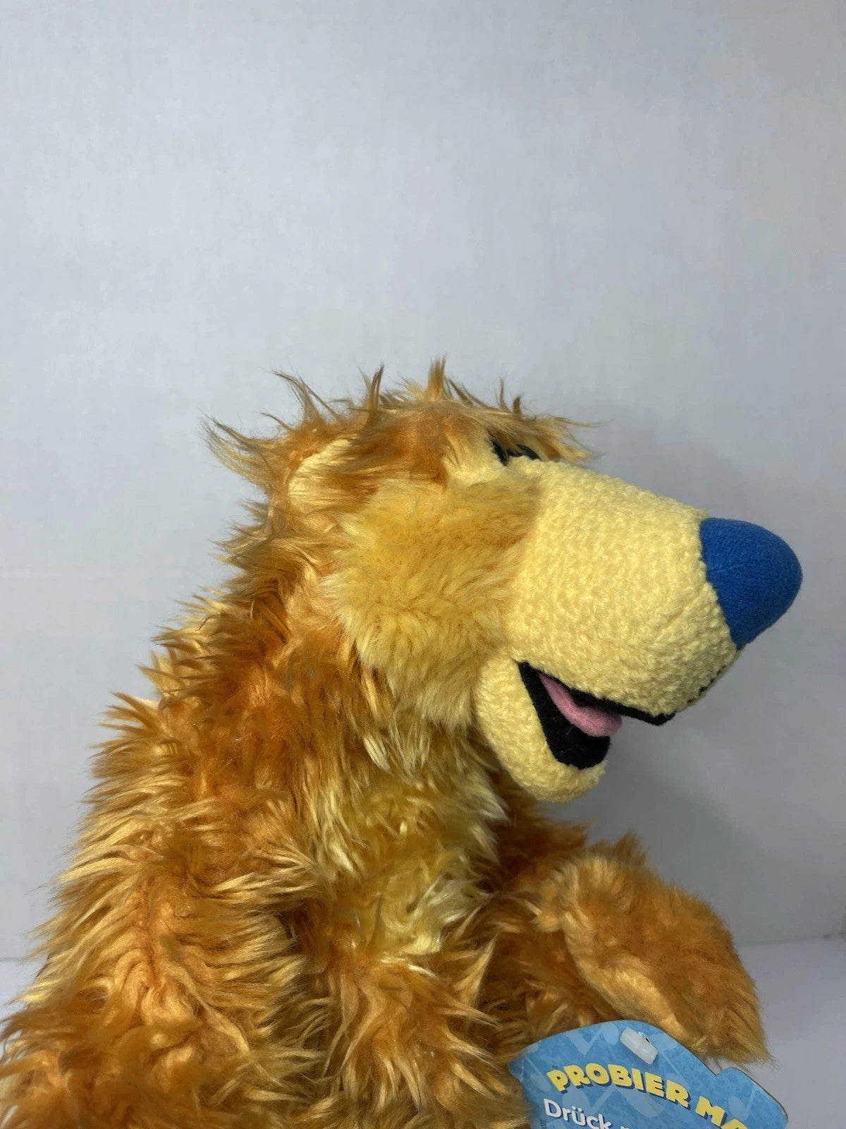 See Video - 1999 Fisher Price CHA CHA BÄR Bear In The Big Blue House (German)