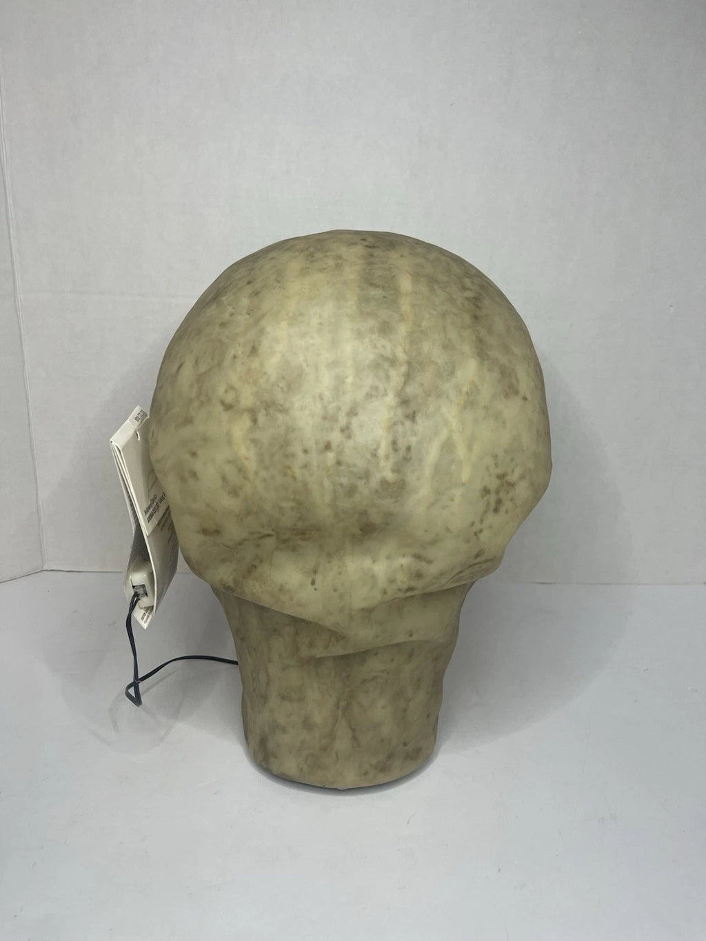 New With Tags - Gemmy Halloween Rotten Skull With Phrases Animated Talking Skull