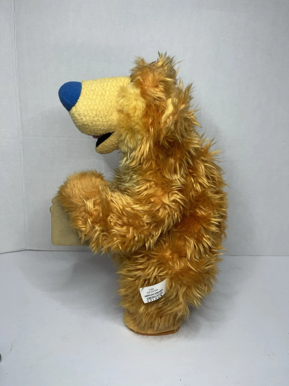 See Video - 1999 Fisher Price CHA CHA BÄR Bear In The Big Blue House (German)