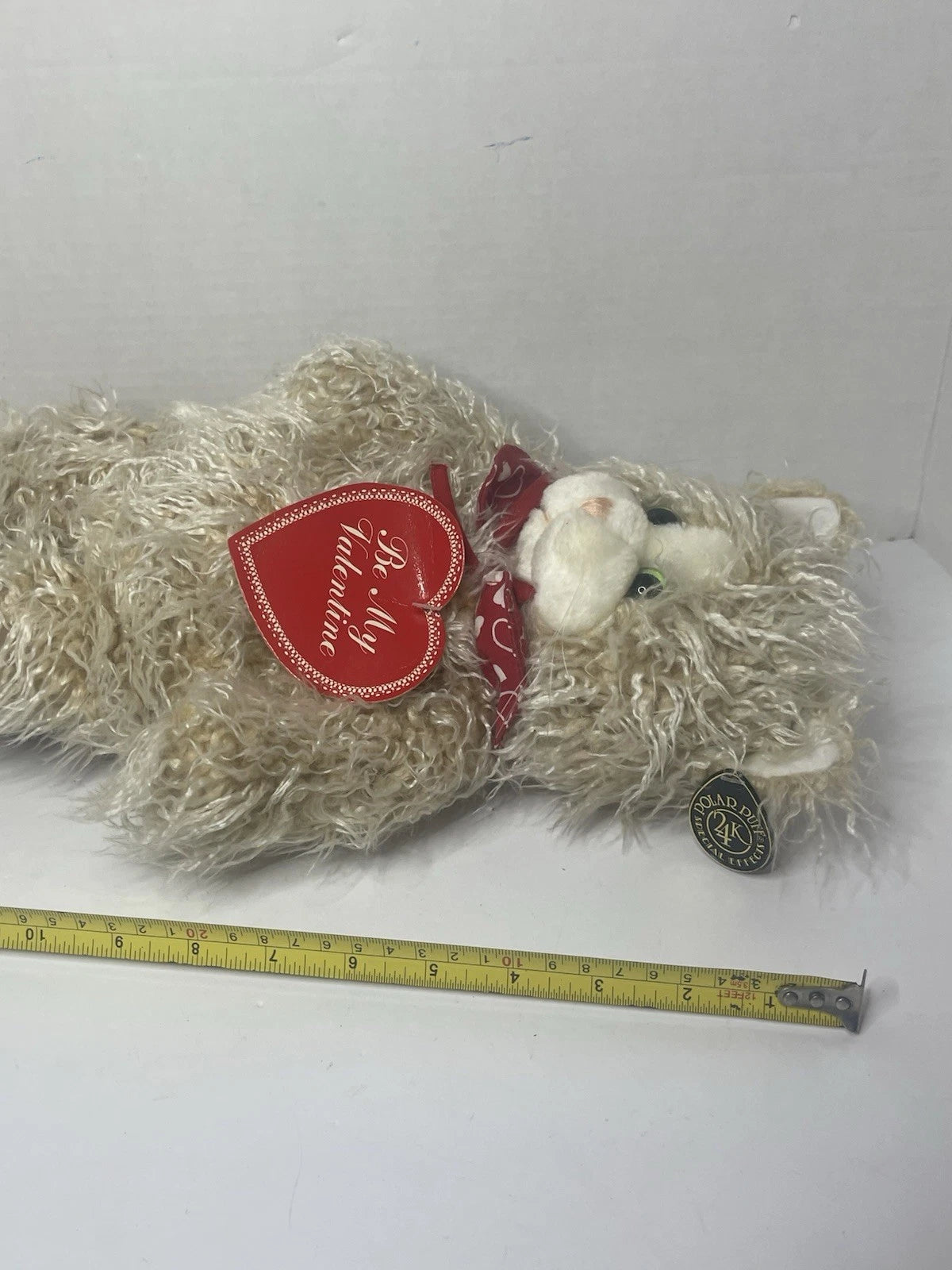 Vintage 1996 HuggaPuffs 24K Polar Puff Shaggy Cat Plush Stuffed Animal 18" NWT